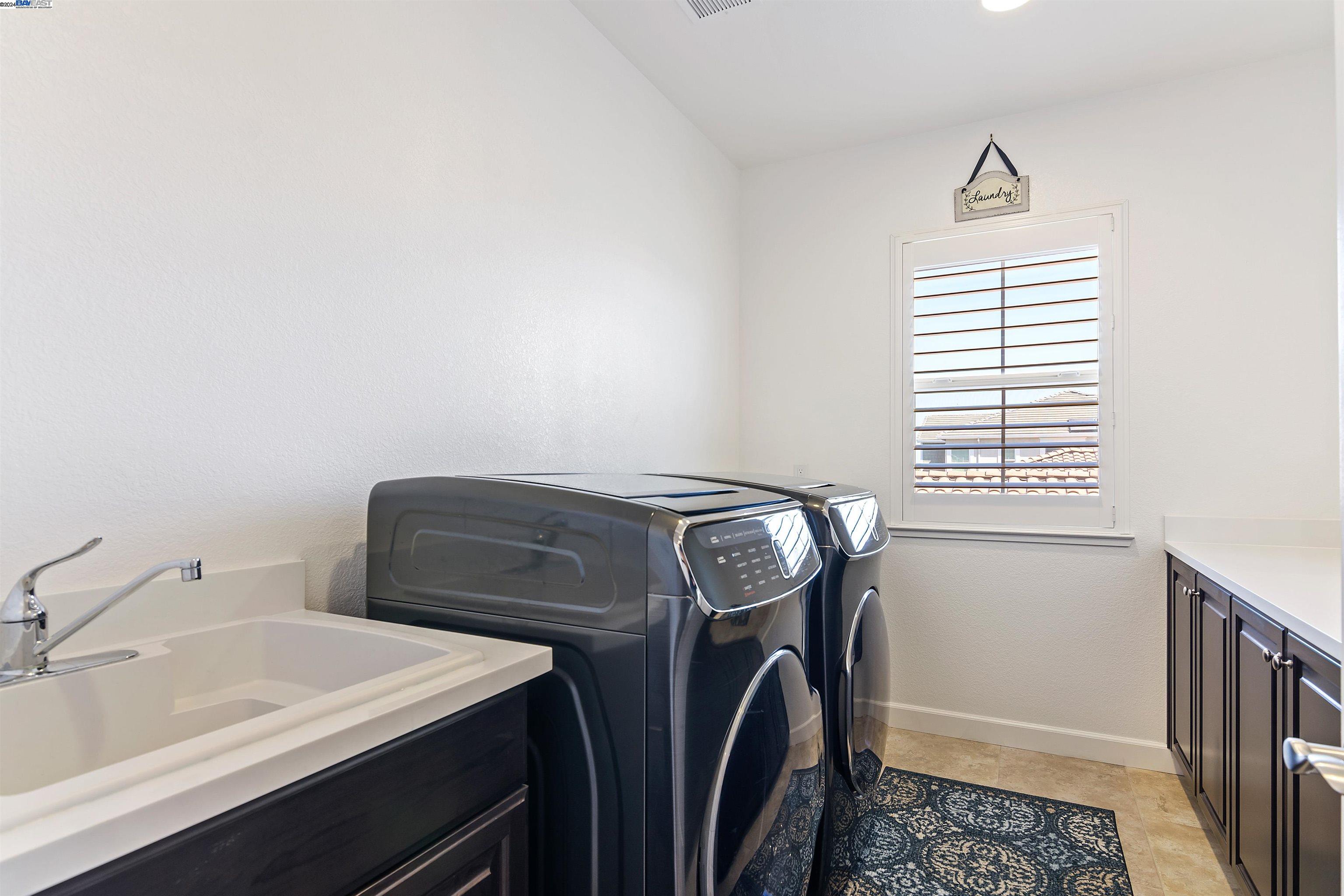 426 Bloomfield Ct