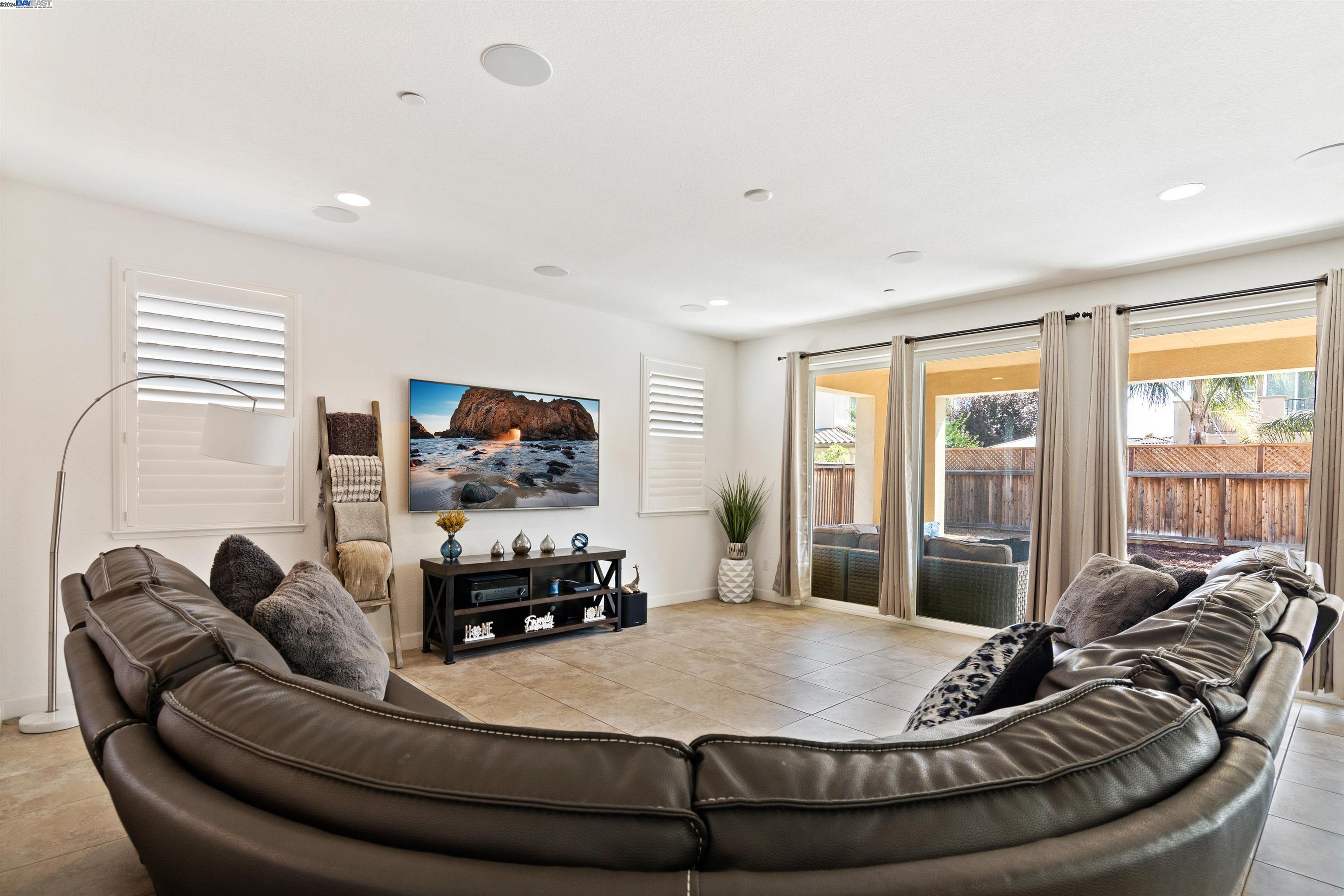 426 Bloomfield Ct