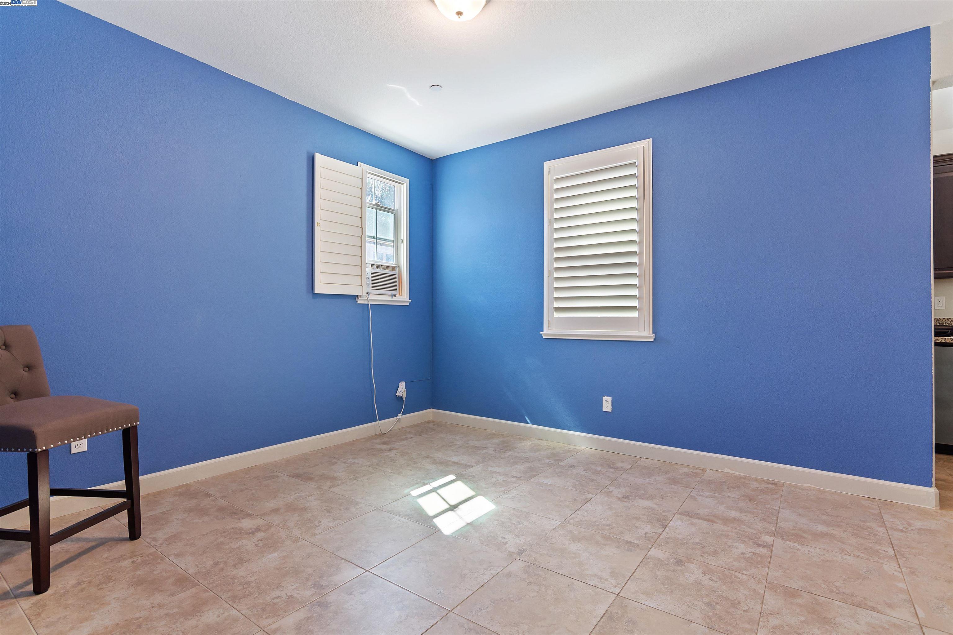 426 Bloomfield Ct
