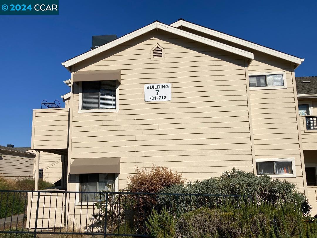 1201 Glen Cove Pkwy # 708