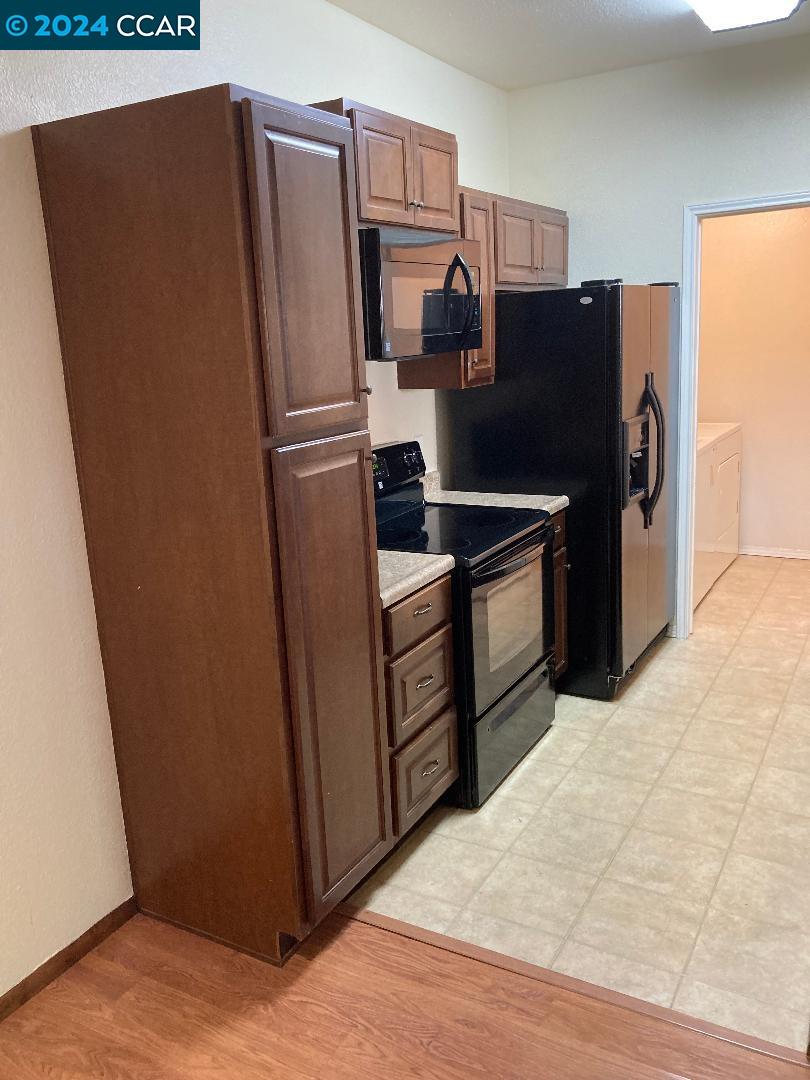 1201 Glen Cove Pkwy # 708