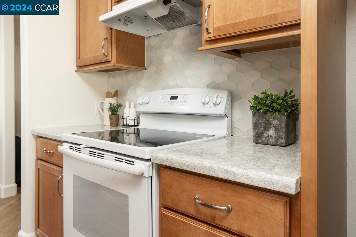 2625 Golden Rain Rd # 4