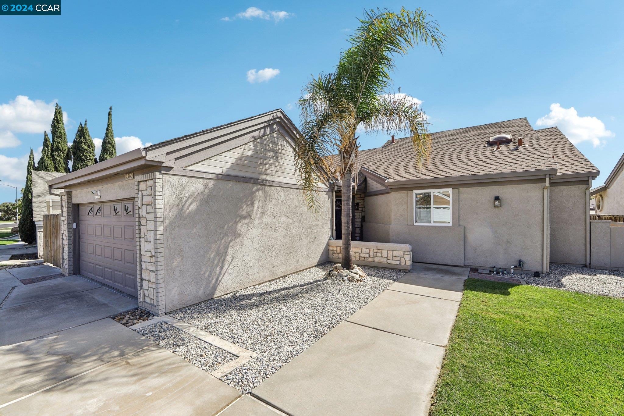 2360 Sand Point Ct