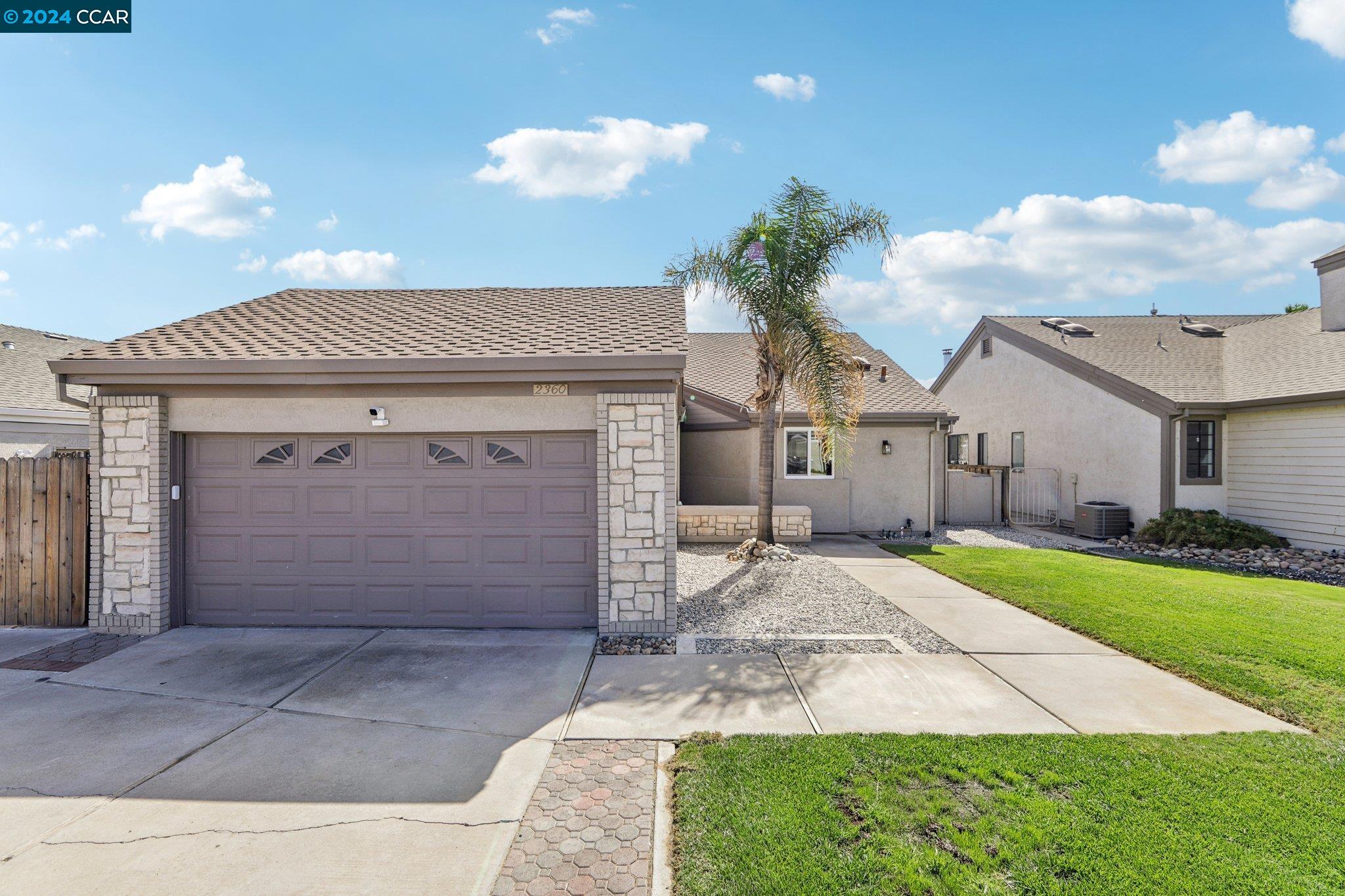 2360 Sand Point Ct