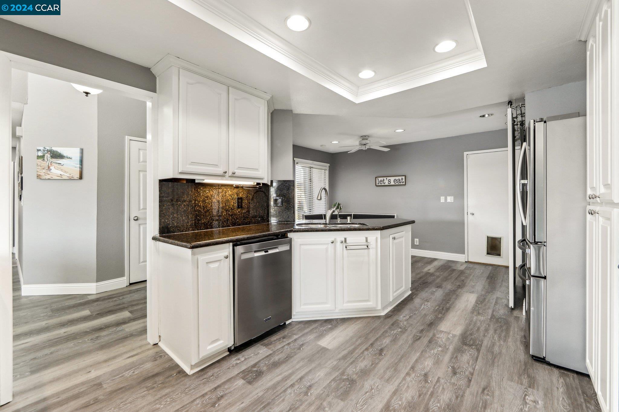2360 Sand Point Ct