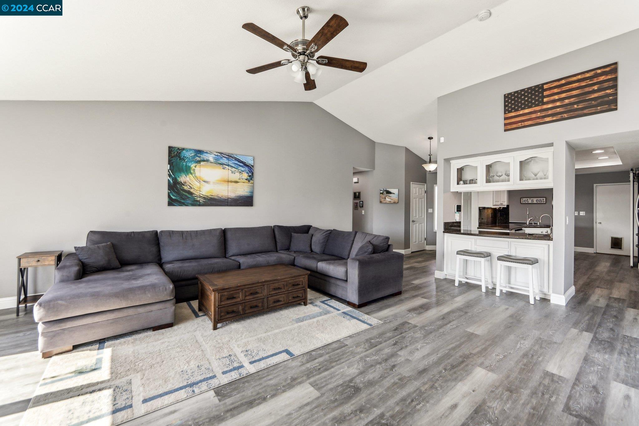 2360 Sand Point Ct