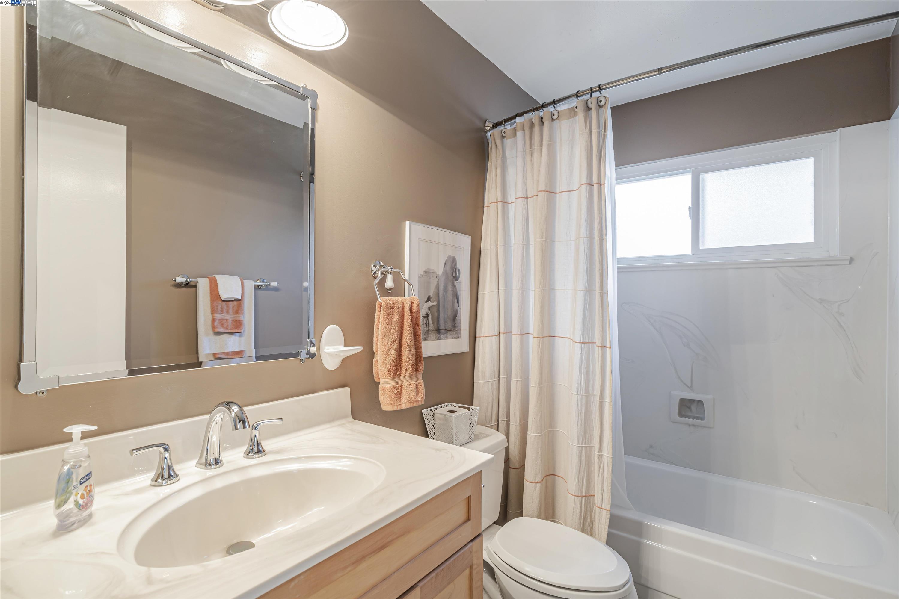 1782 Paseo Del Cajon