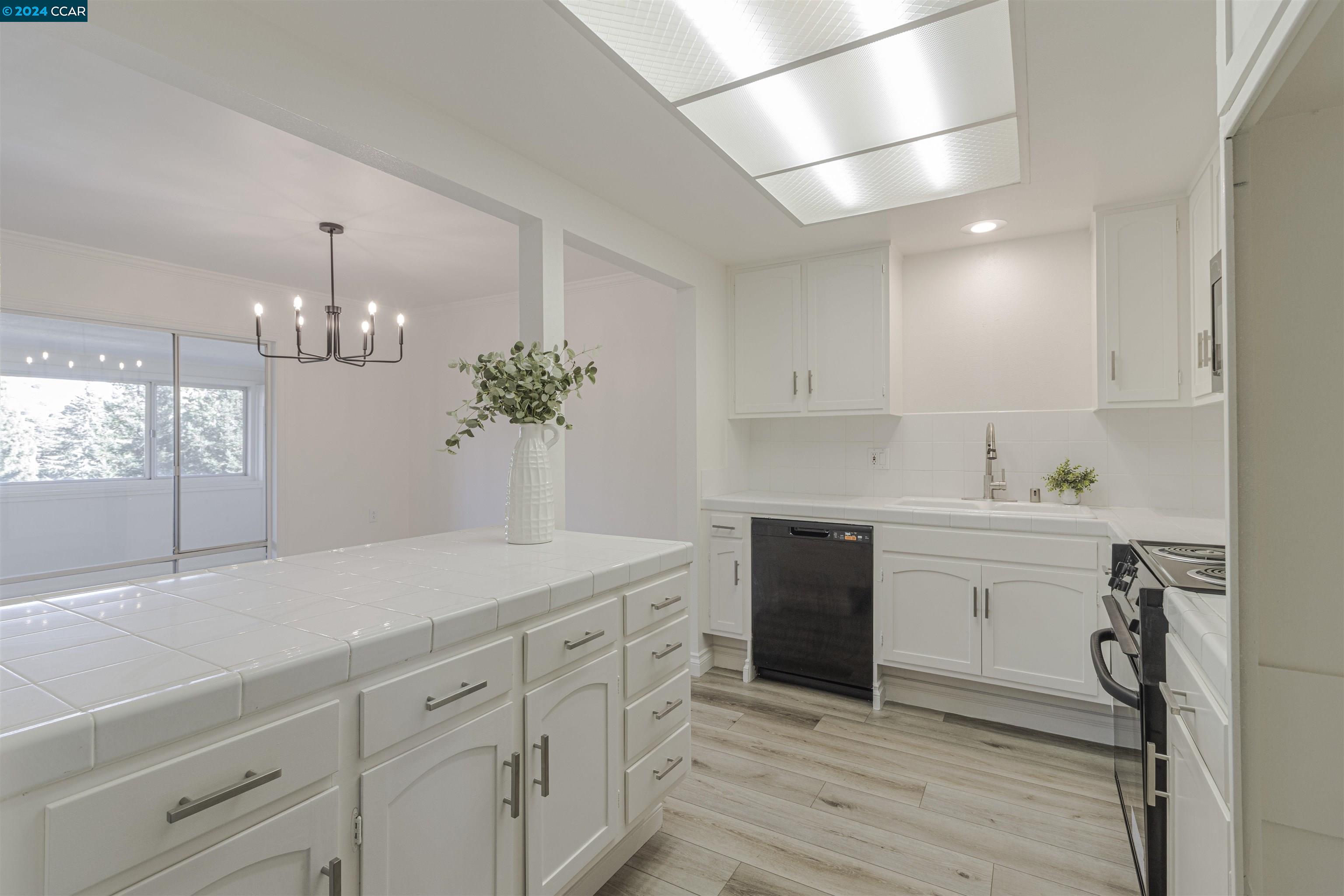 1112 Rockledge Ln # 7