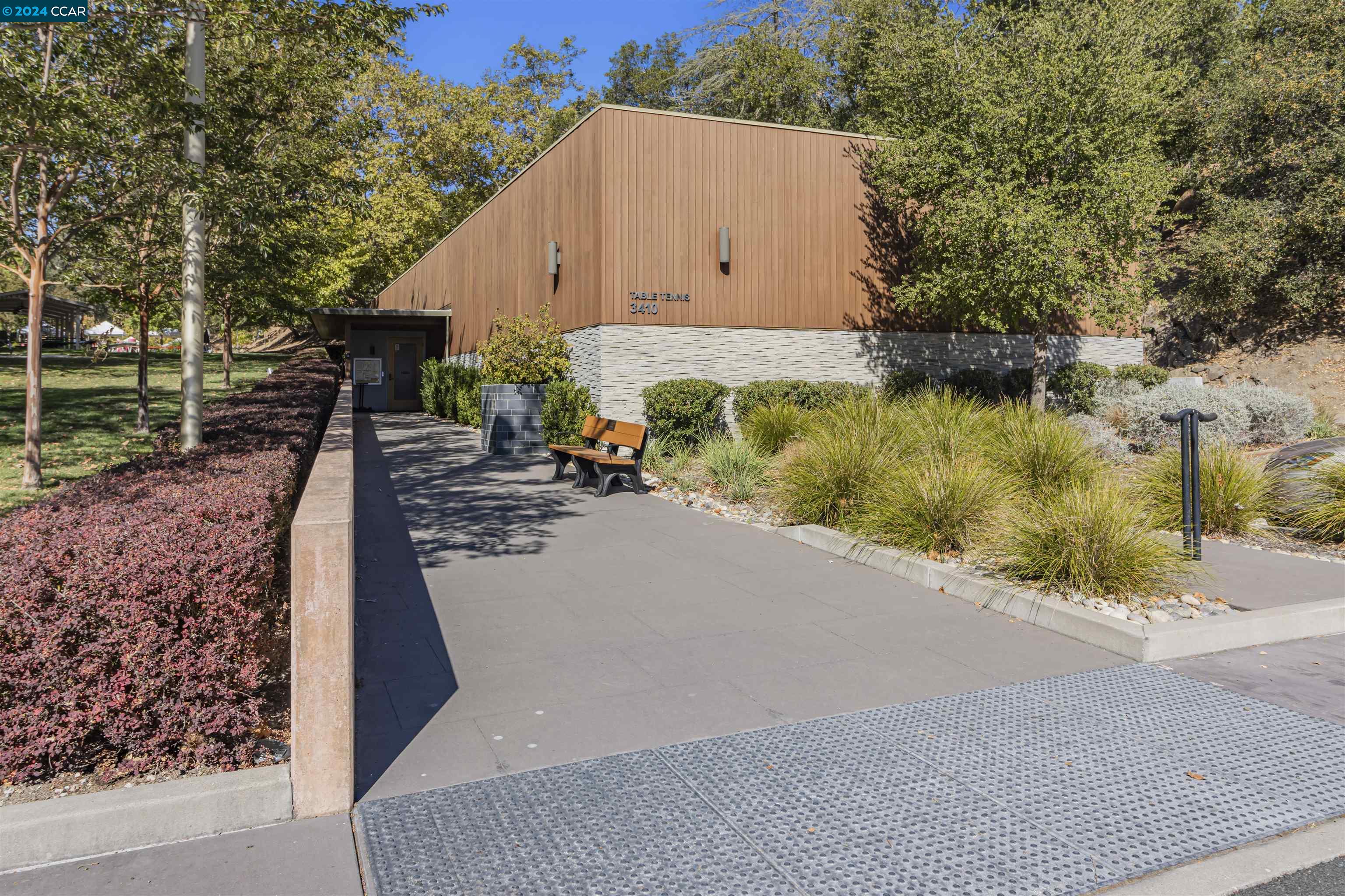 1112 Rockledge Ln # 7