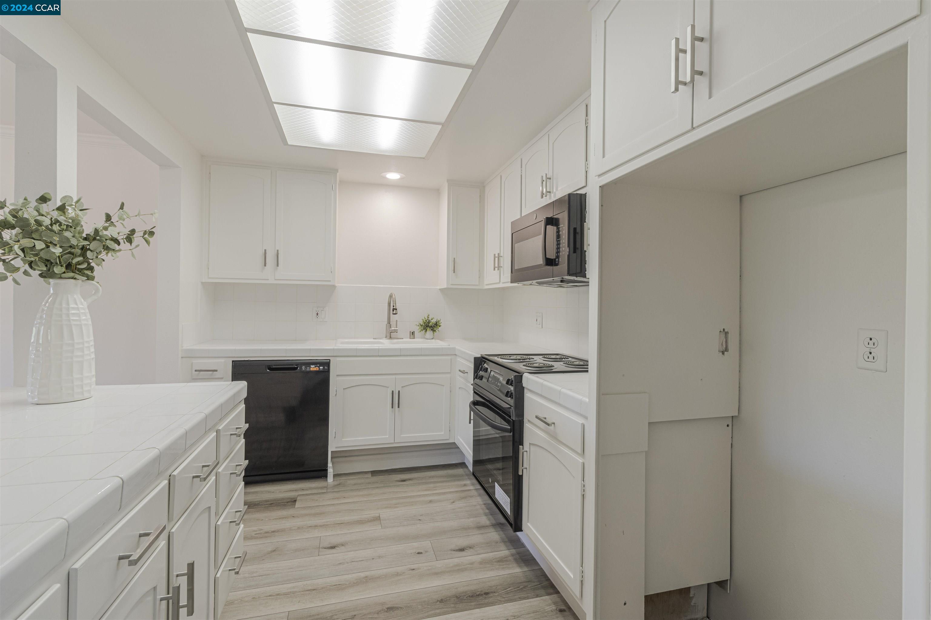 1112 Rockledge Ln # 7