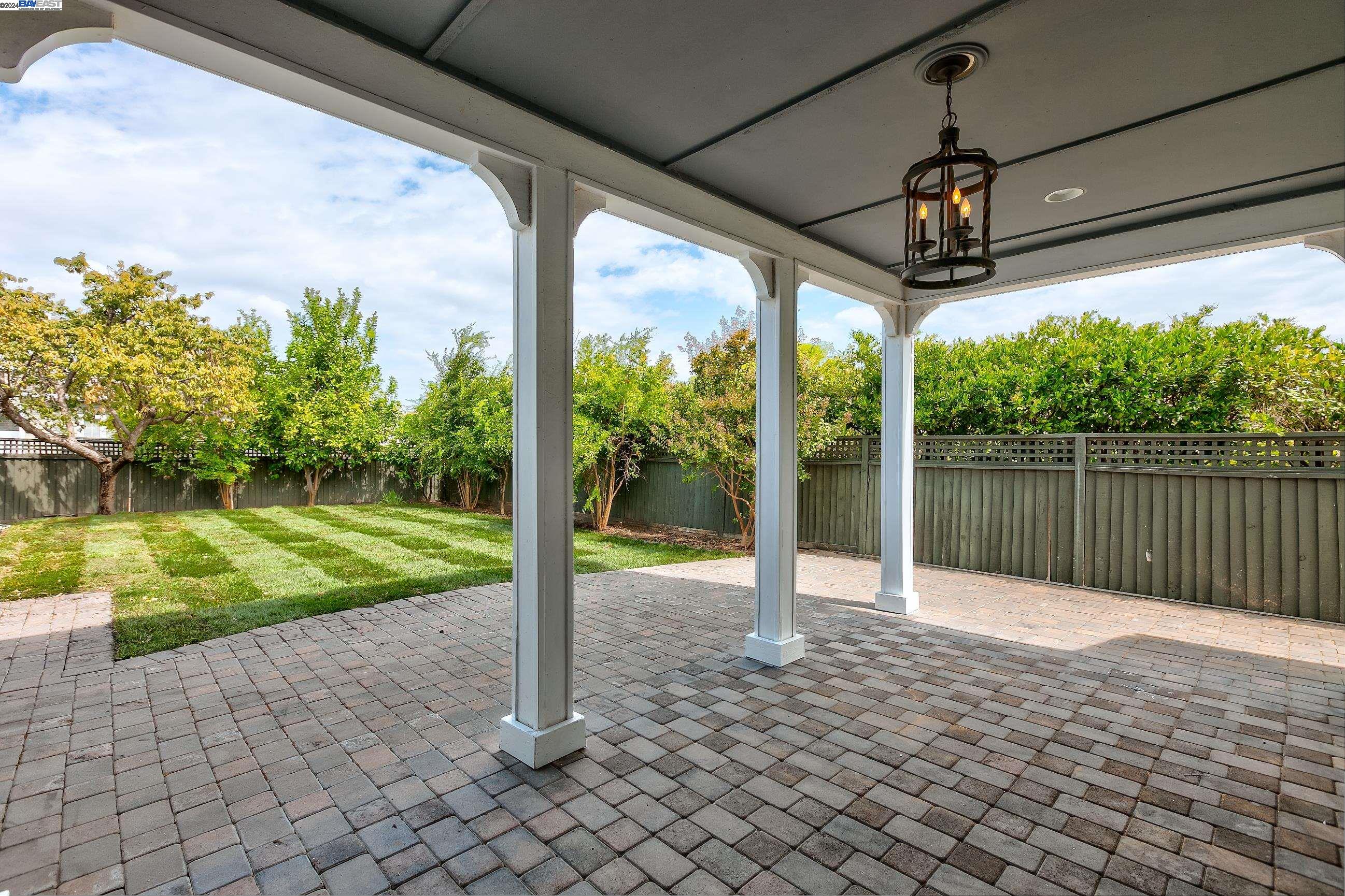 2735 REDBRIDGE ROAD