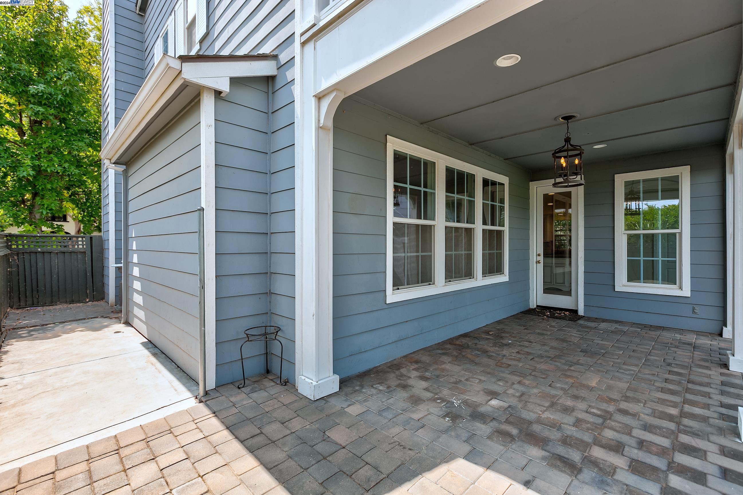 2735 REDBRIDGE ROAD