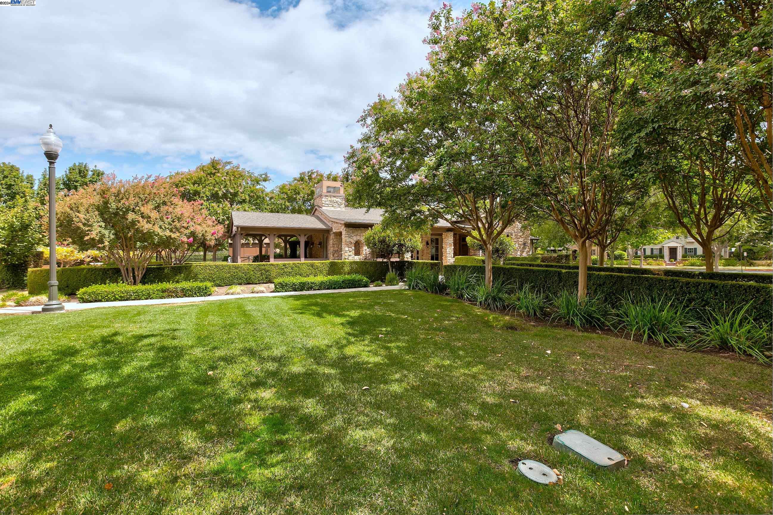 2735 REDBRIDGE ROAD
