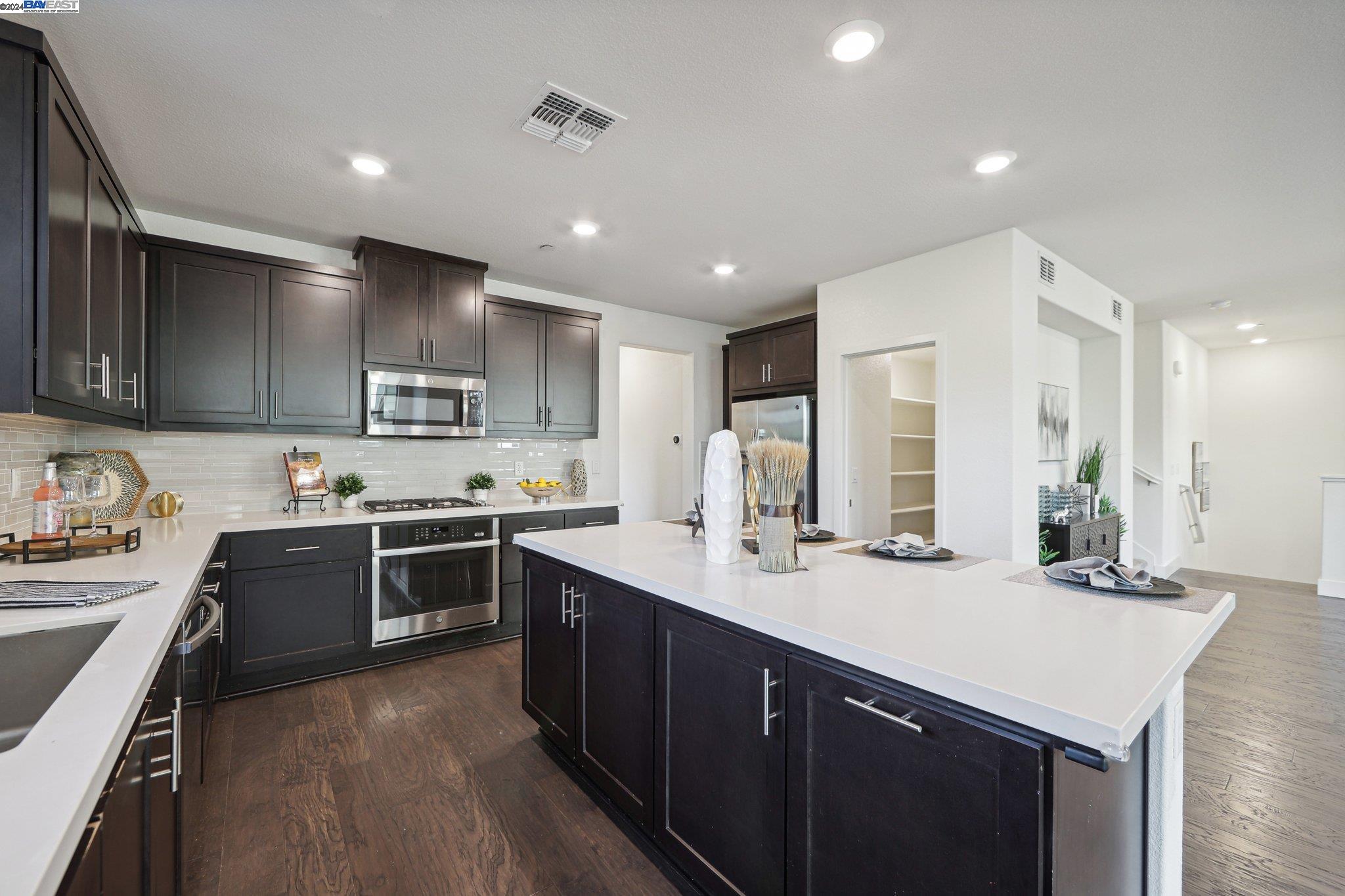 5821 Midnight Pl # F