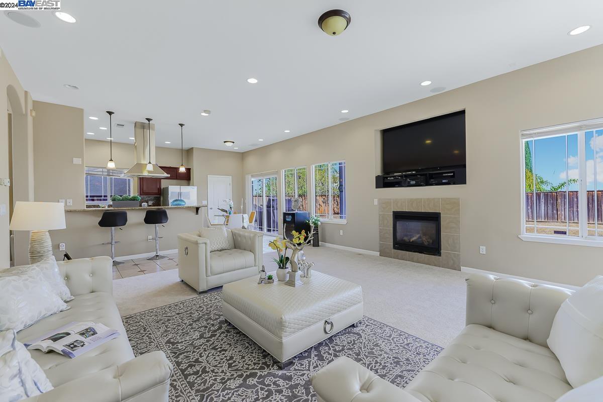 5223 Steven S Stroud Dr