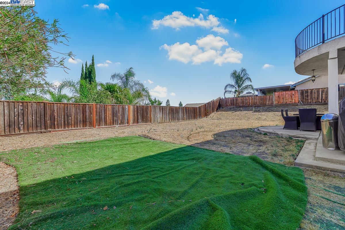 5223 Steven S Stroud Dr