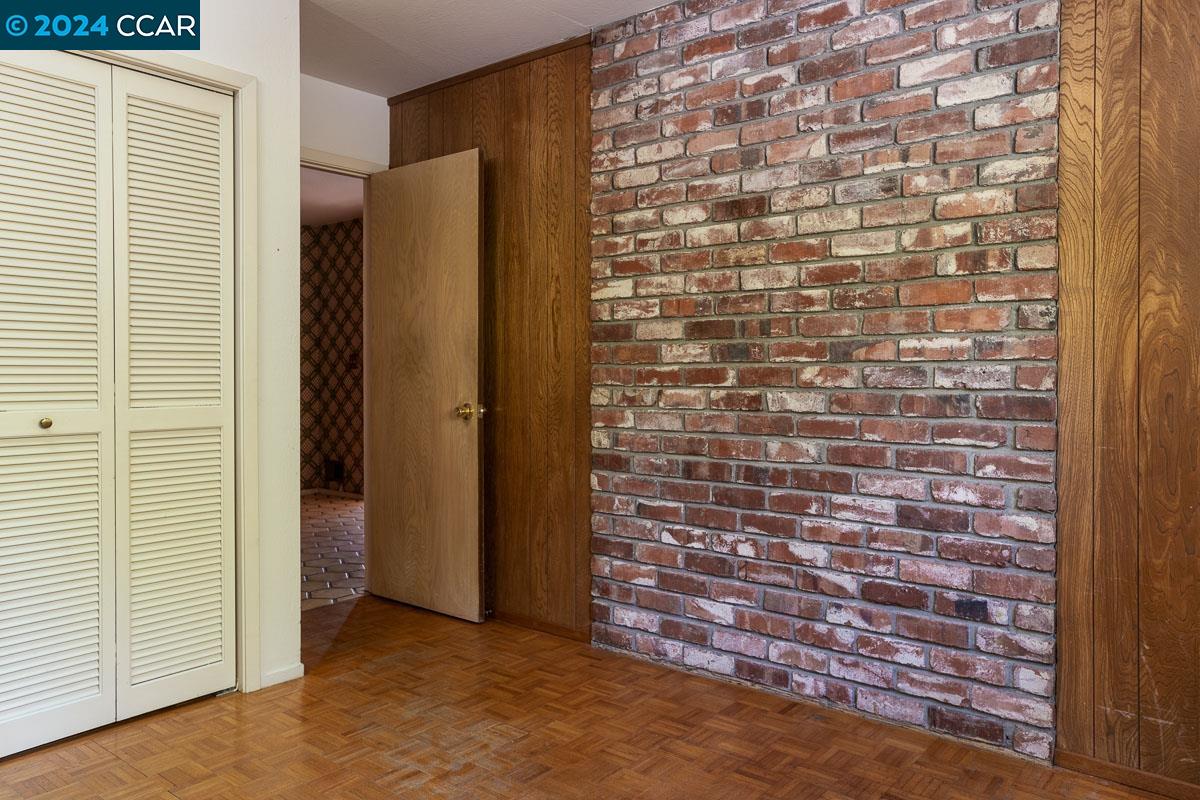 420 Belfair Pl