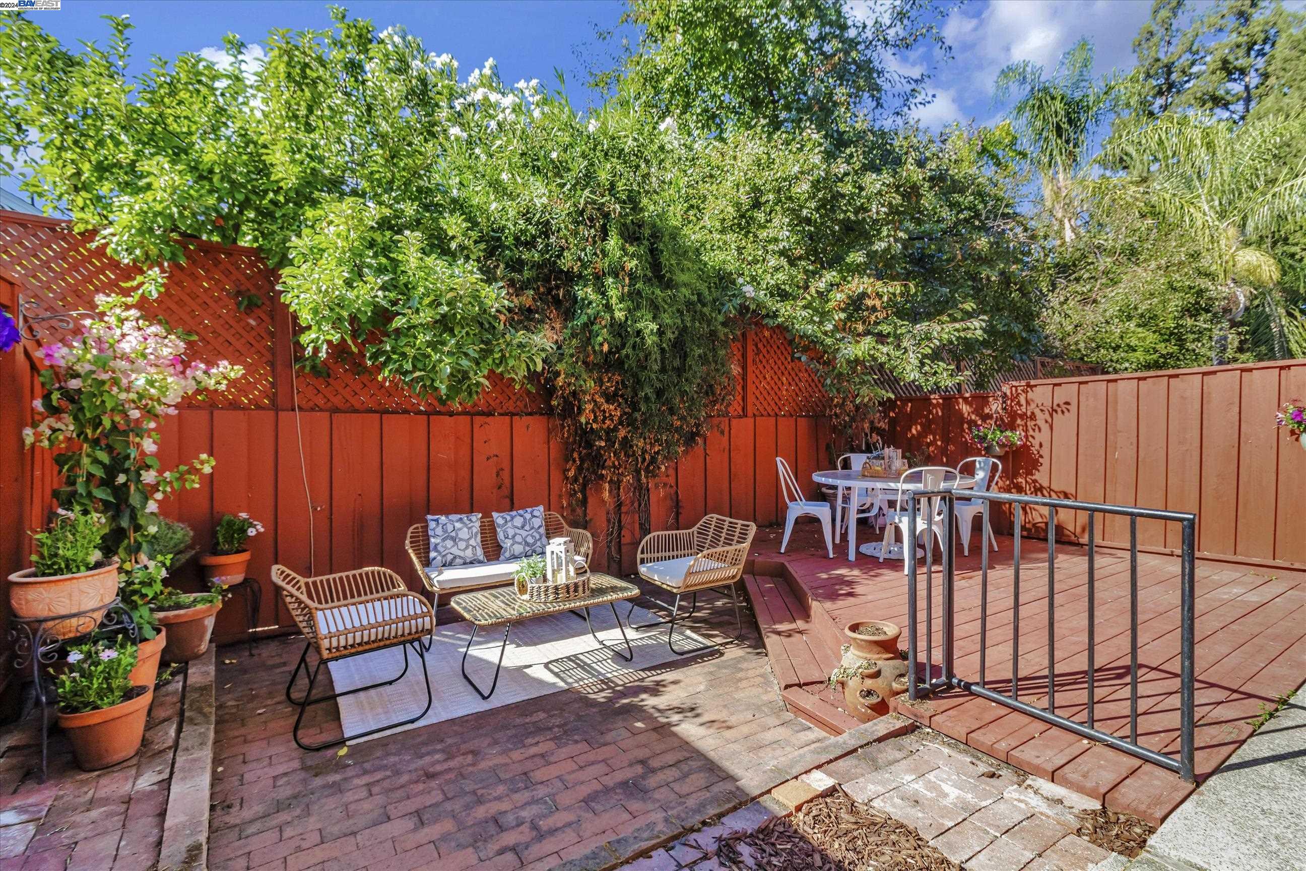 1670 San Luis Rd # 23