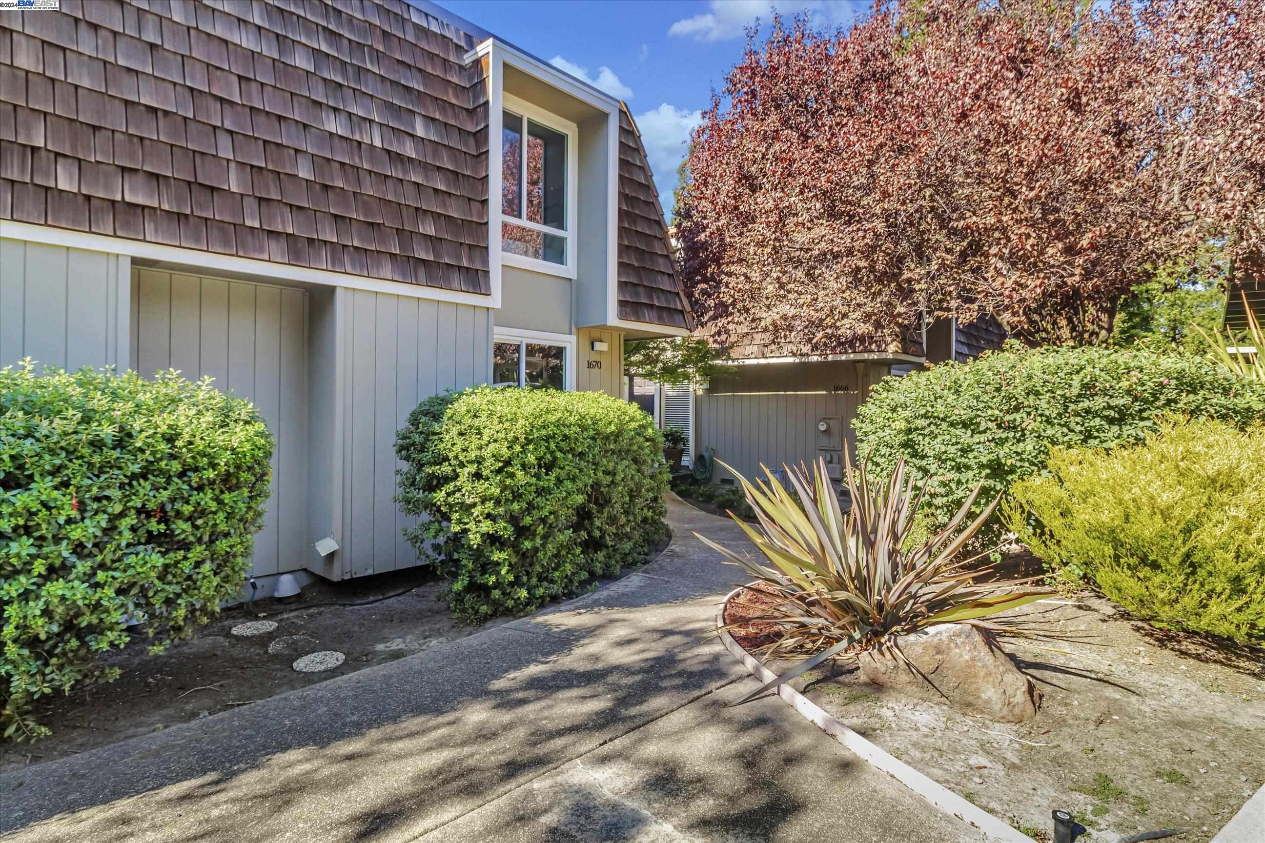 1670 San Luis Rd # 23