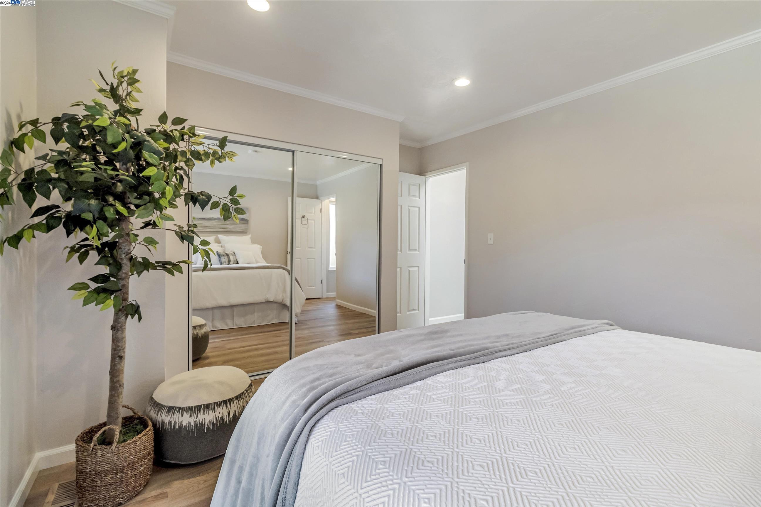 1670 San Luis Rd # 23