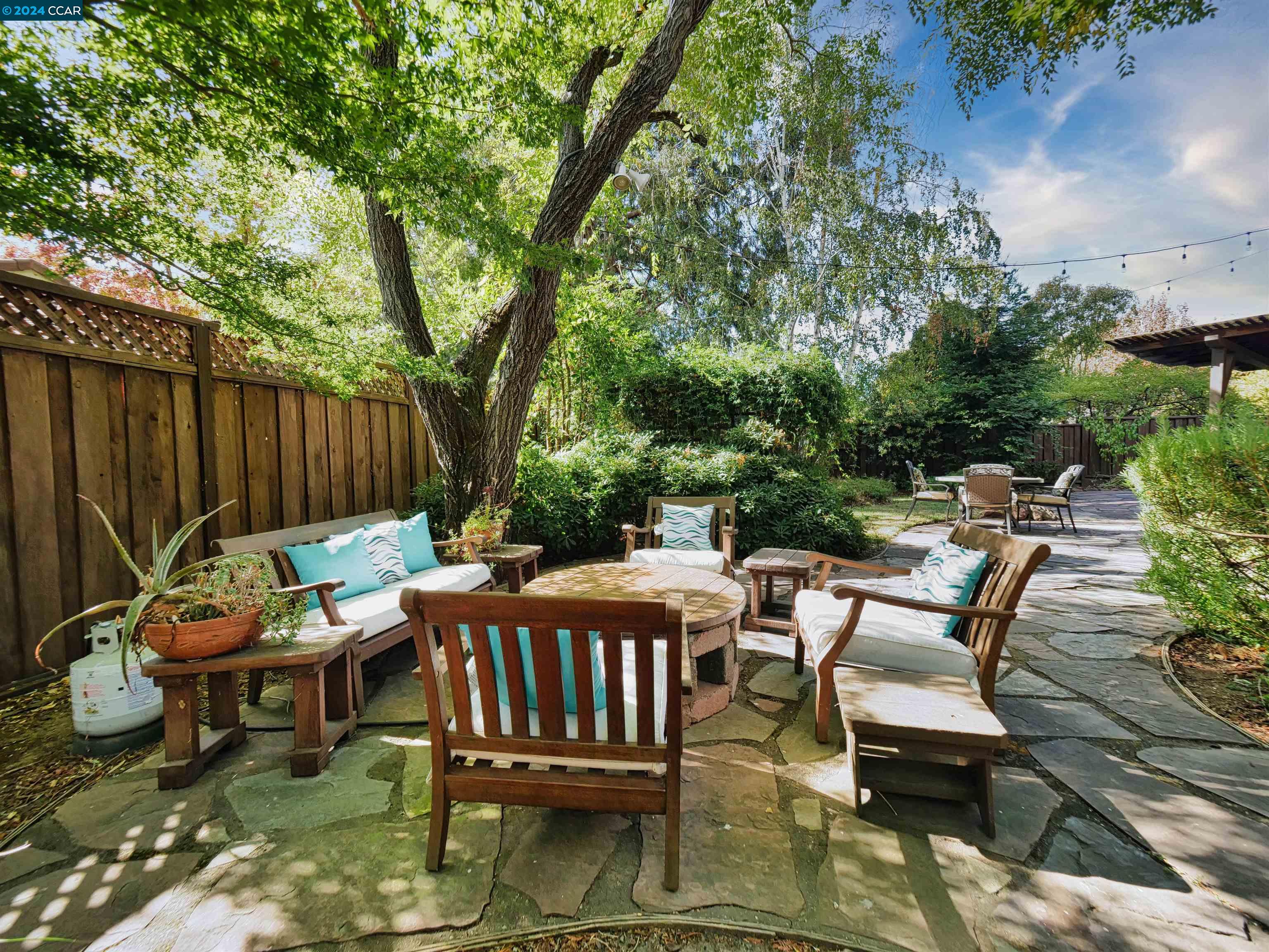 2155 Pleasant Hill Road