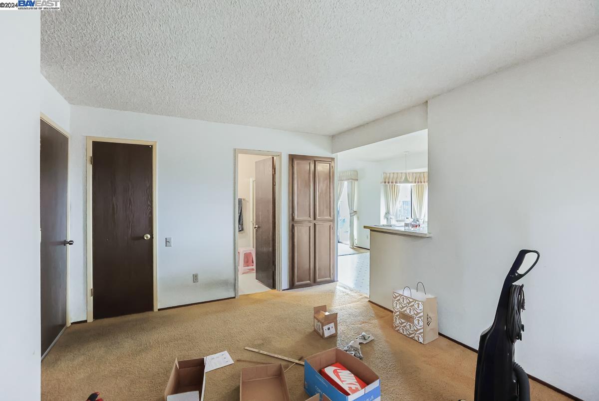 3175 Whiteleaf Ct