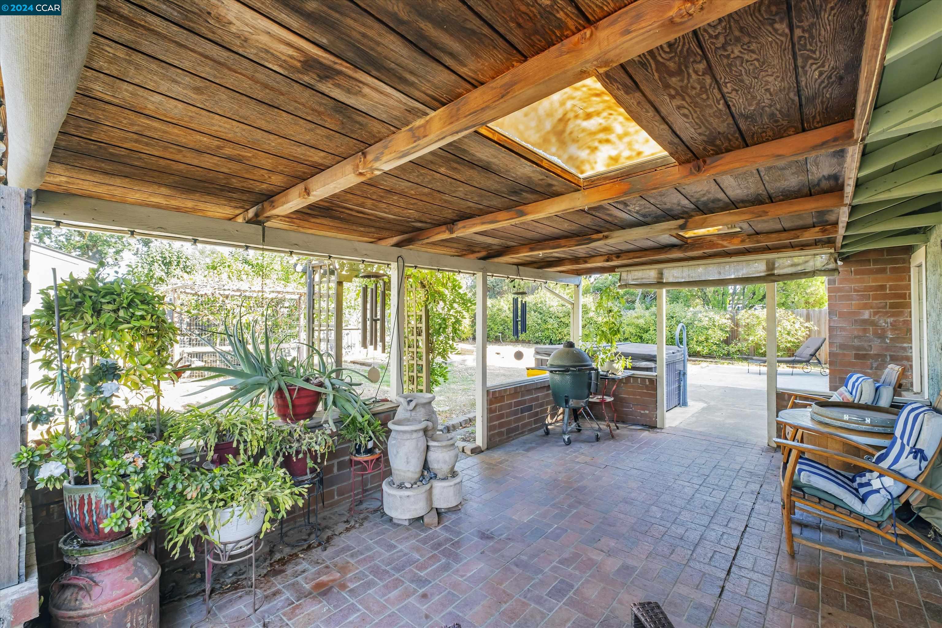 8705 Lodestone Cir