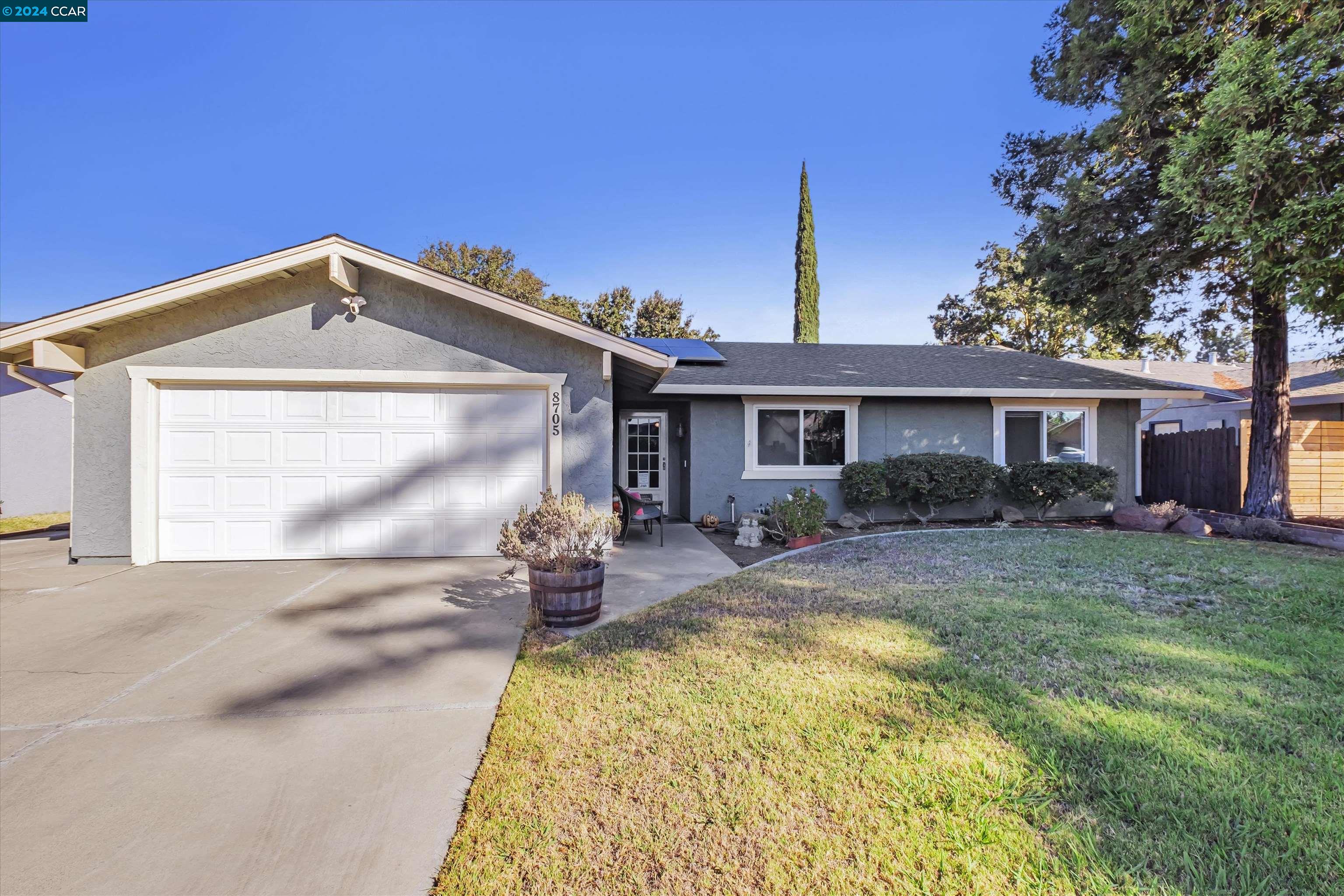8705 Lodestone Cir