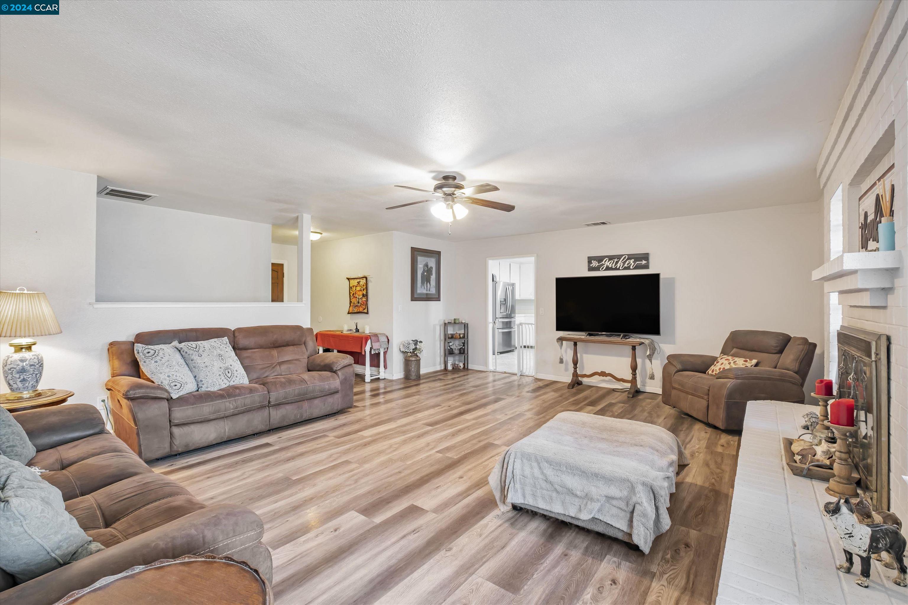 8705 Lodestone Cir