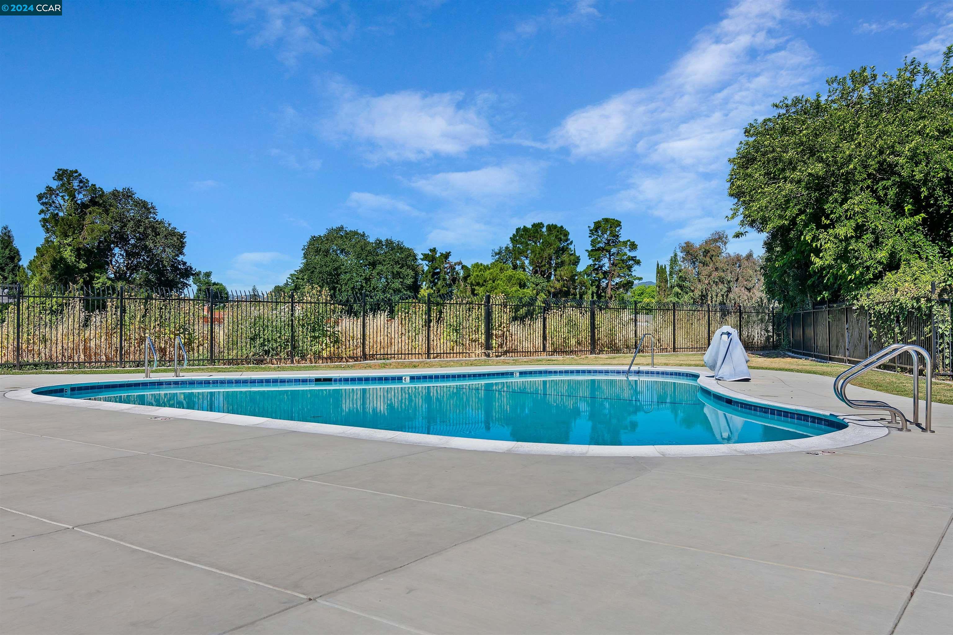 1370 Del Rio Ct # 3