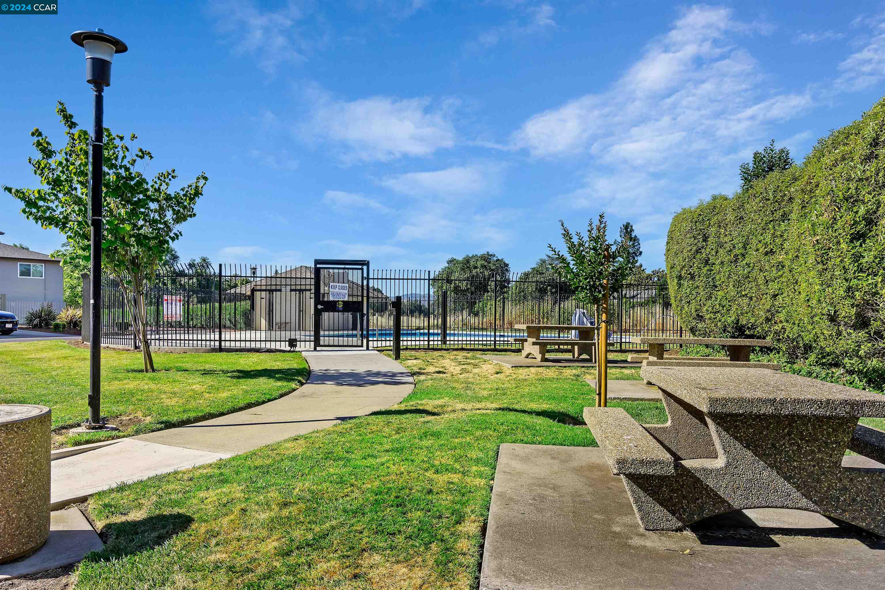 1370 Del Rio Ct # 3