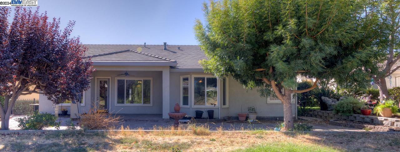 1105 Jonagold Way