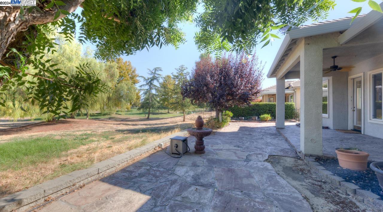 1105 Jonagold Way