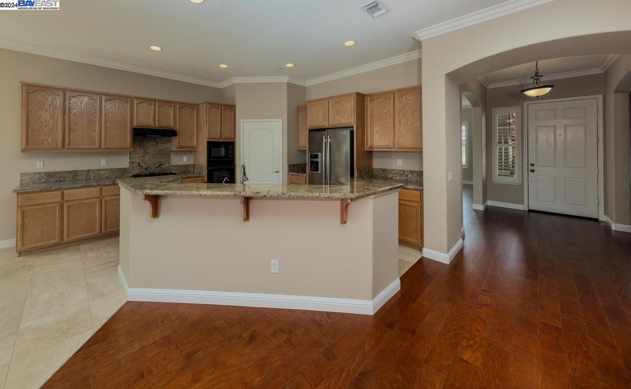 1105 Jonagold Way