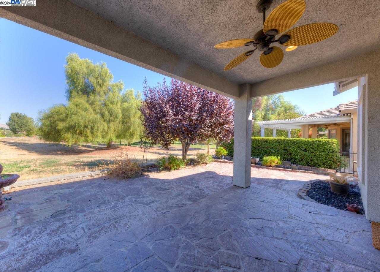 1105 Jonagold Way