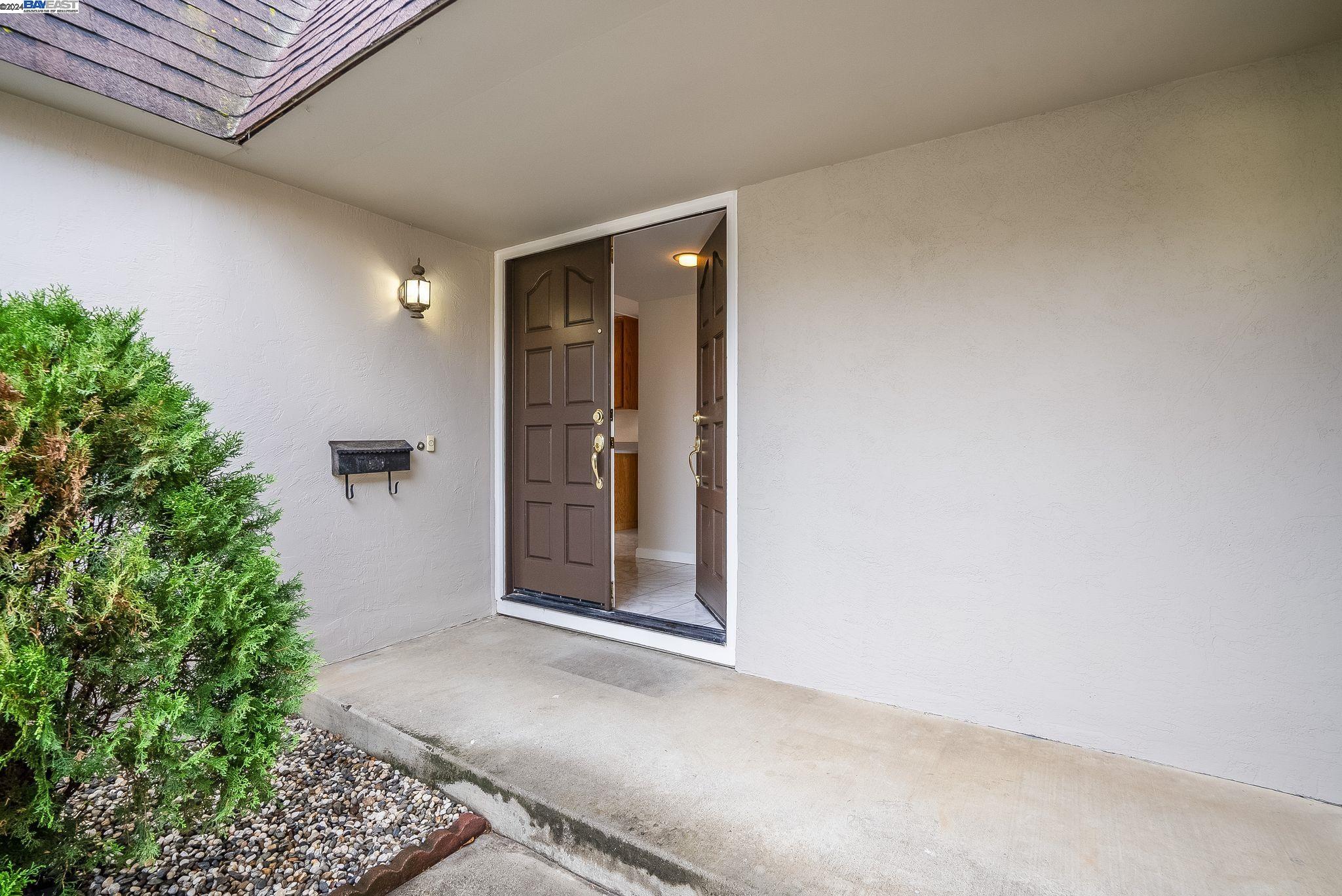 35869 Bettencourt St