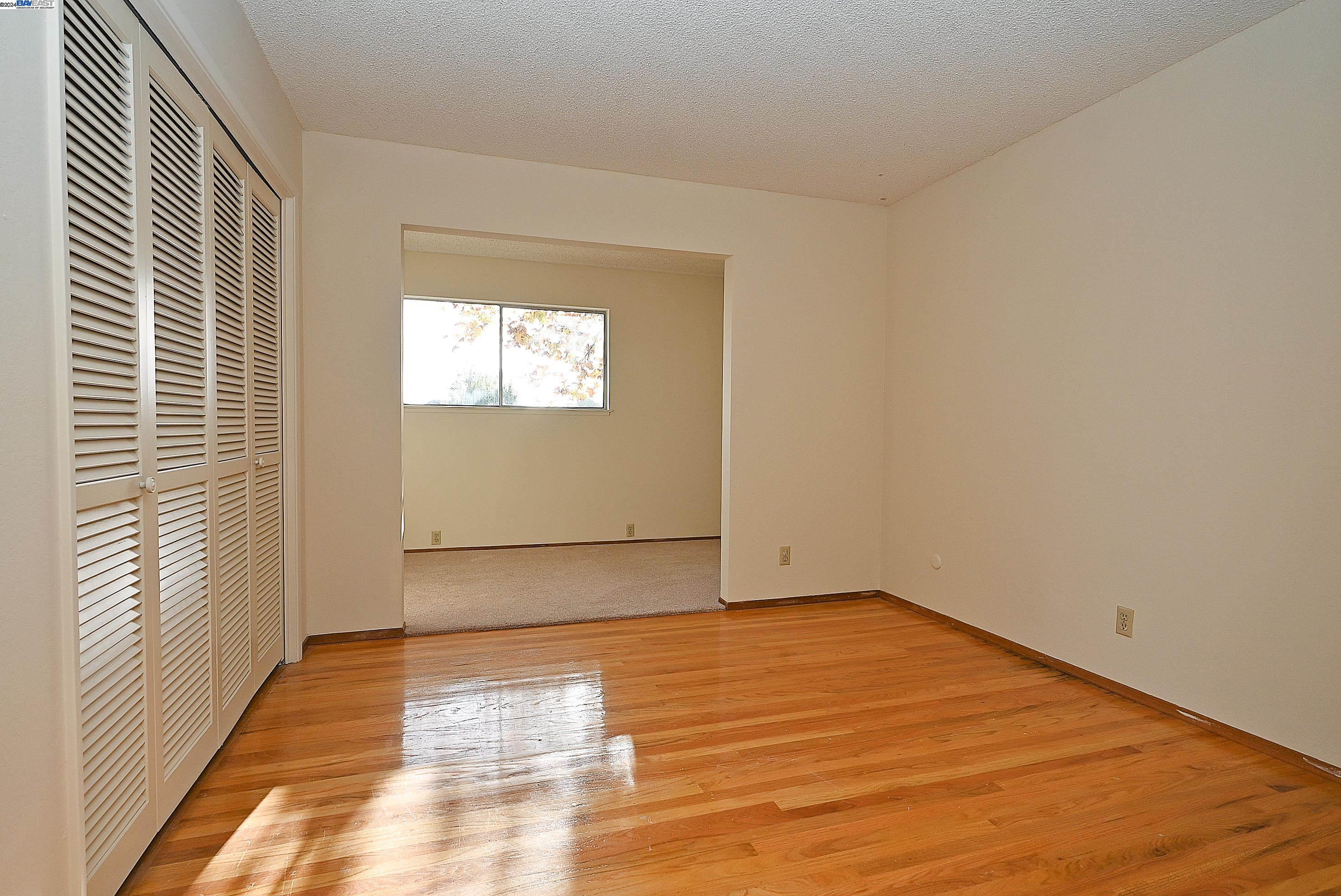 102 Northrop Pl