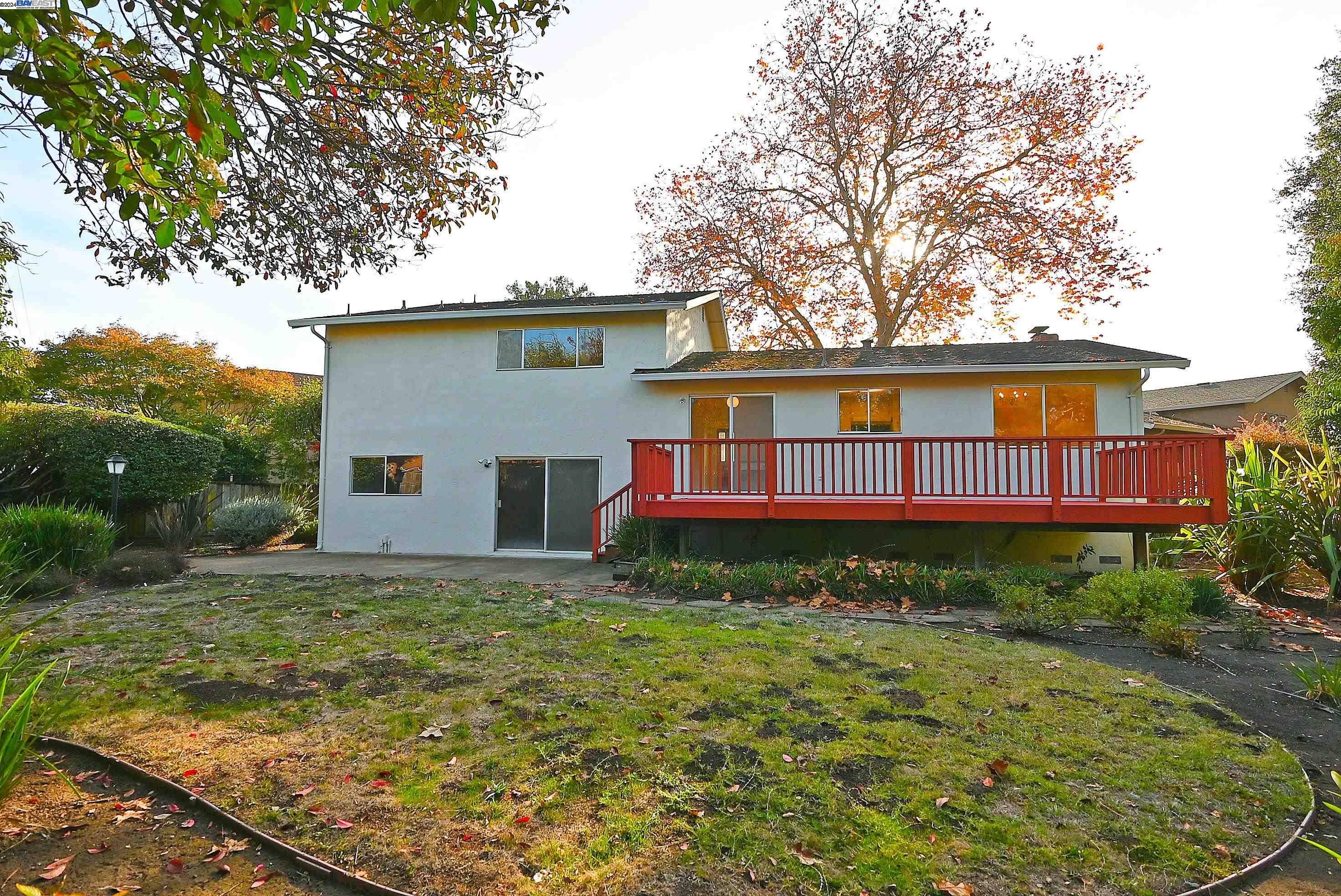 102 Northrop Pl