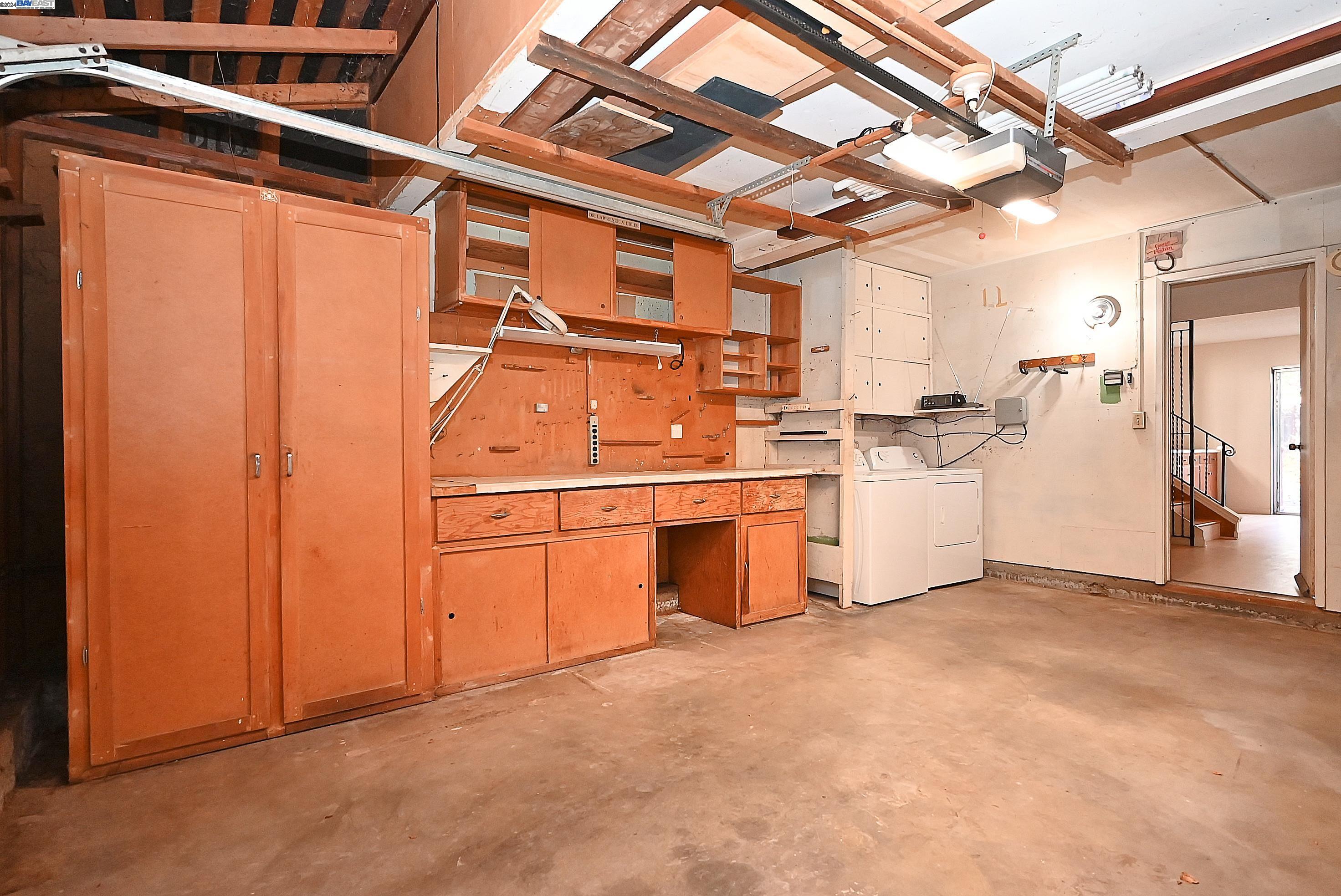 102 Northrop Pl