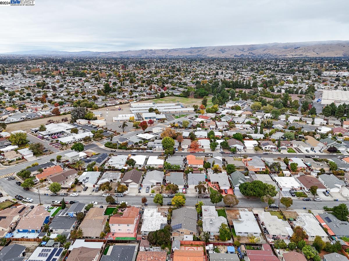 36731 Ruschin Dr