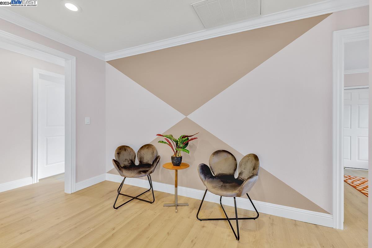 36731 Ruschin Dr