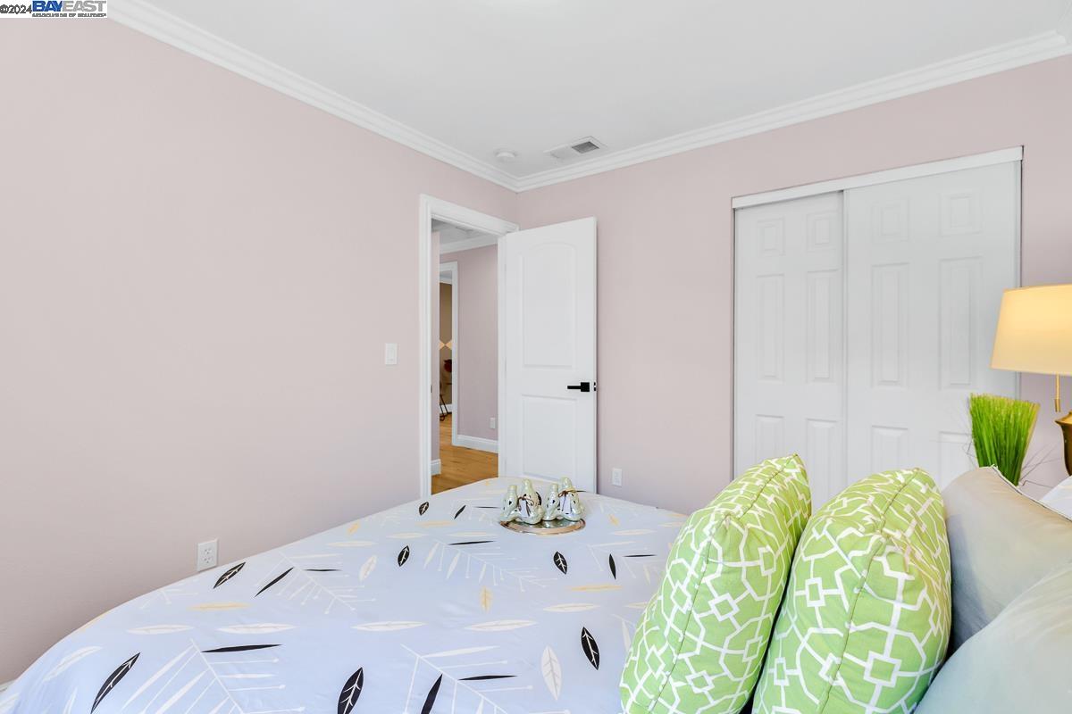 36731 Ruschin Dr