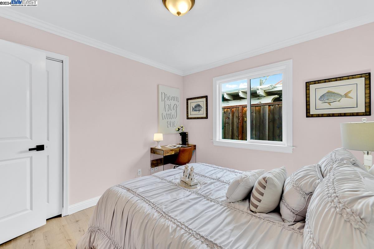 36731 Ruschin Dr