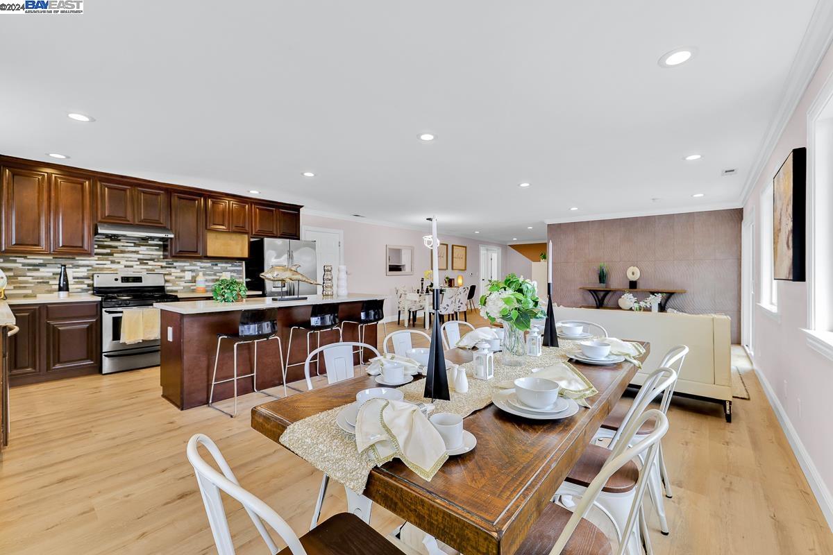 36731 Ruschin Dr