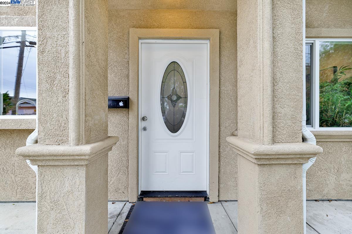 36731 Ruschin Dr
