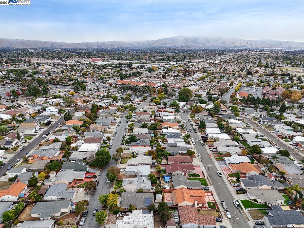 36731 Ruschin Dr