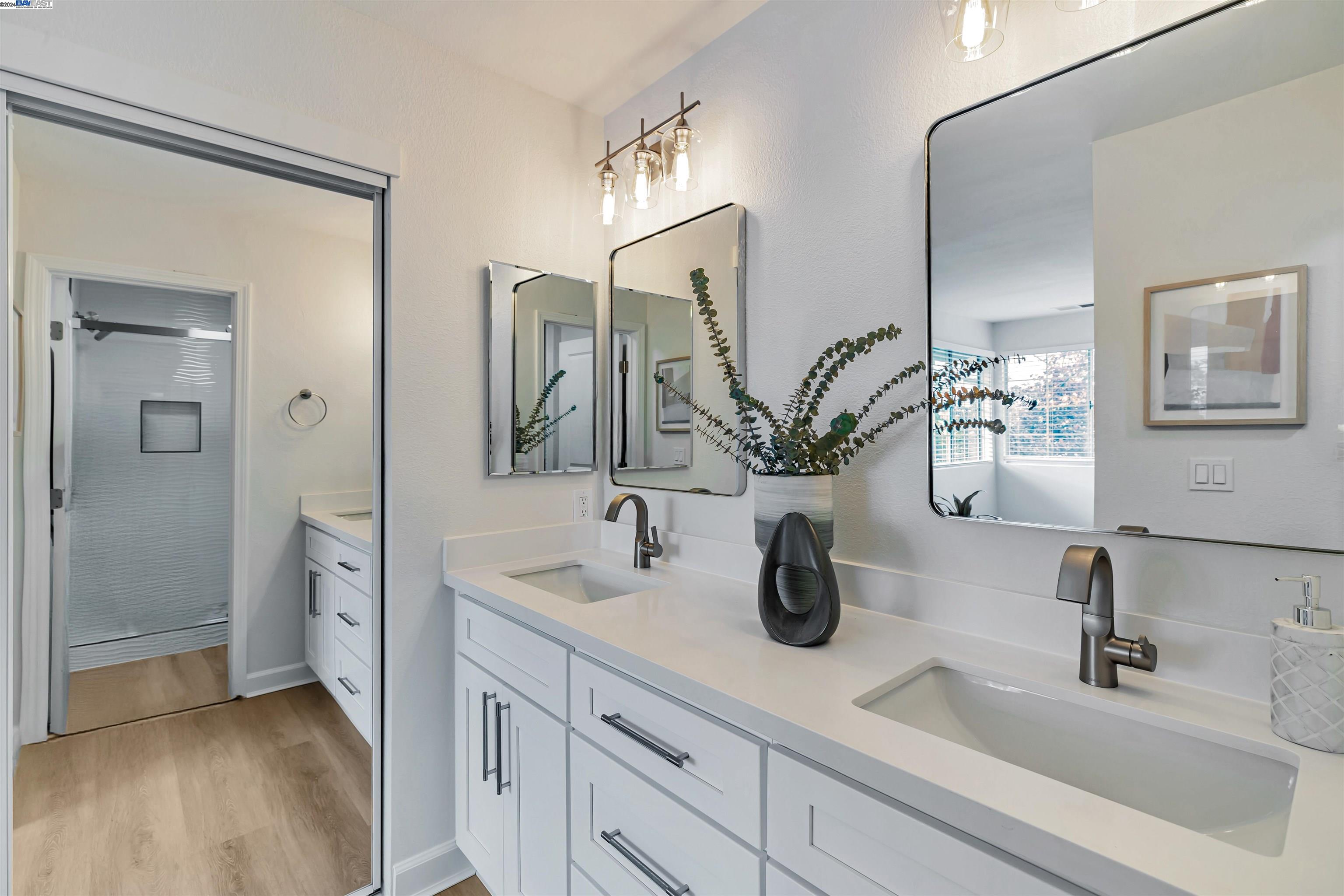 288 Mavis Dr