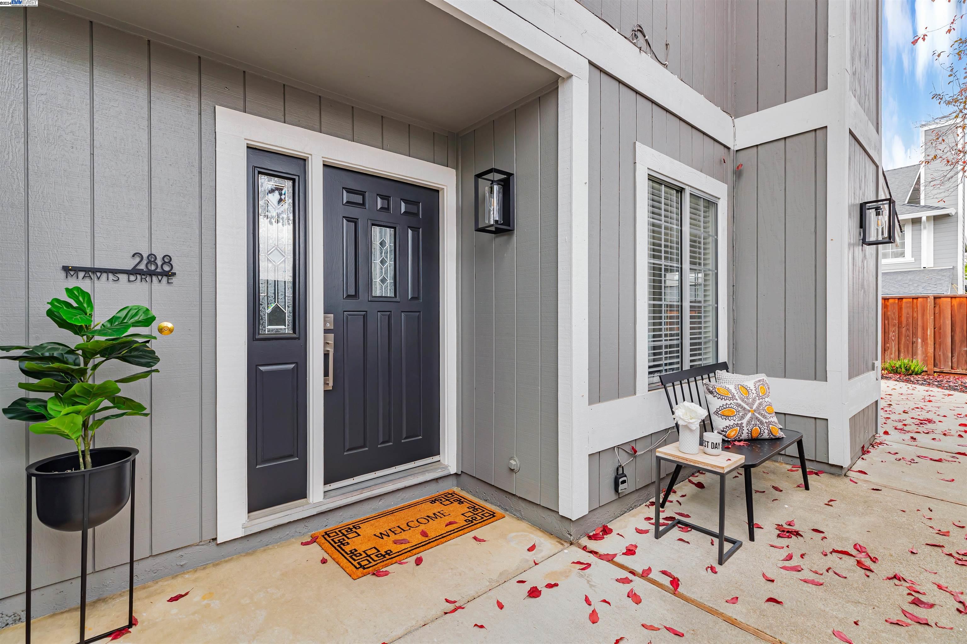 288 Mavis Dr
