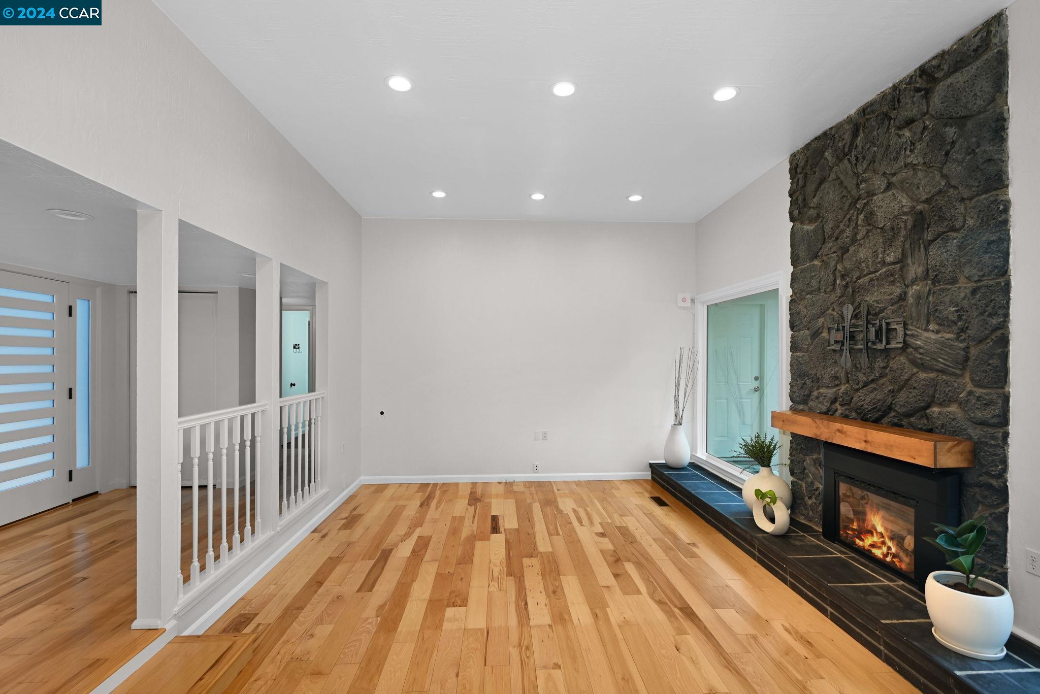 1518 Heather Ln