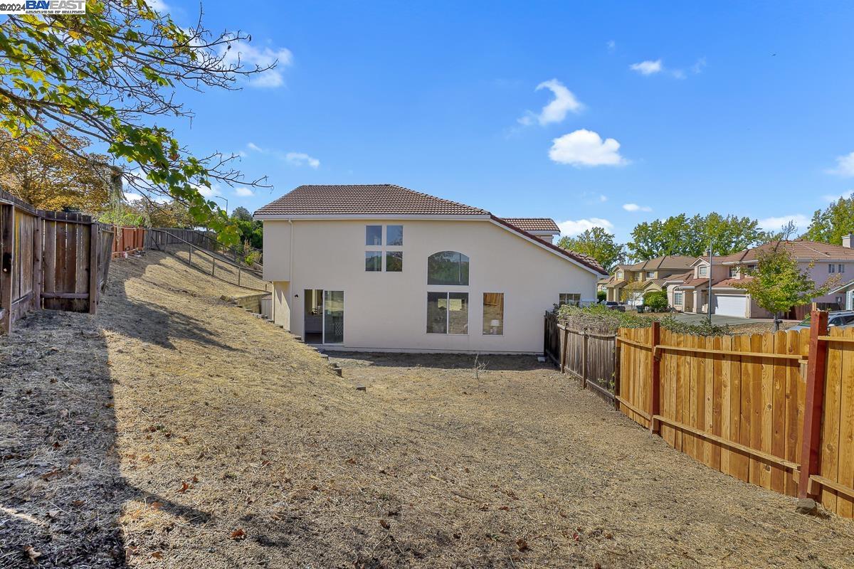 115 Matthew Ct